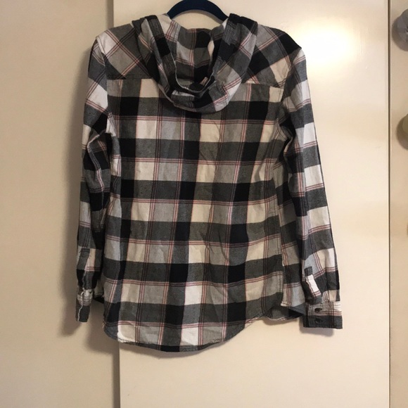 Black, white & pink flannel! - Picture 2 of 3